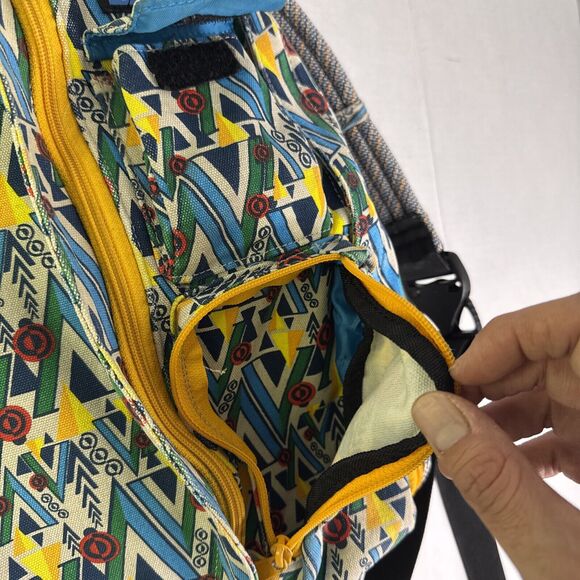 Kavu Rope Sling Multicolor Geometric Crossbody Shoulder Backpack 4 Sections - Picture 5 of 8